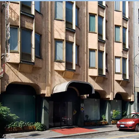 Hotell Western 4*